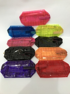 Косметичка женская 18,5х12,5x8см, поливинил, молния, модель 677